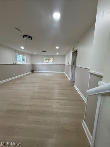 1139 N Skyline Drive, Seven Hills, OH 44131