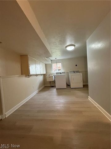 1139 N Skyline Drive, Seven Hills, OH 44131