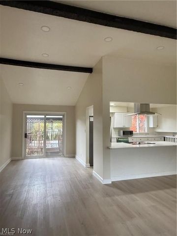 1139 N Skyline Drive, Seven Hills, OH 44131