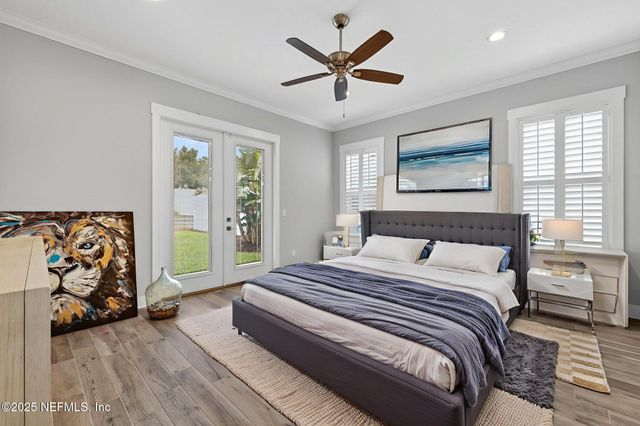 230 DAVIS Street, Neptune Beach, FL 32266