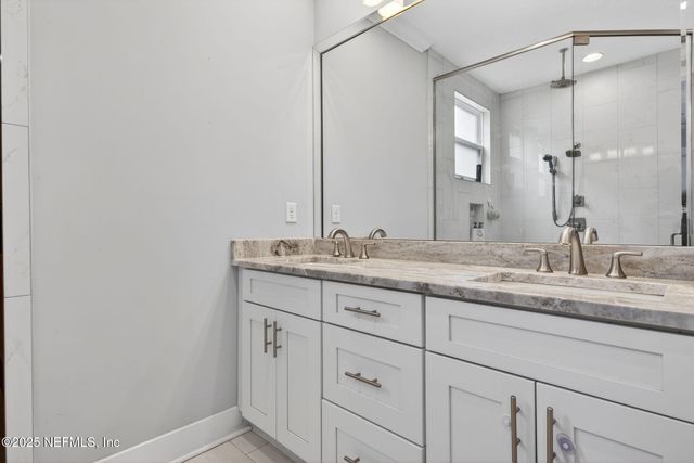 230 DAVIS Street, Neptune Beach, FL 32266