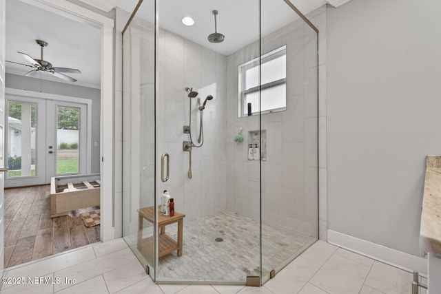 230 DAVIS Street, Neptune Beach, FL 32266