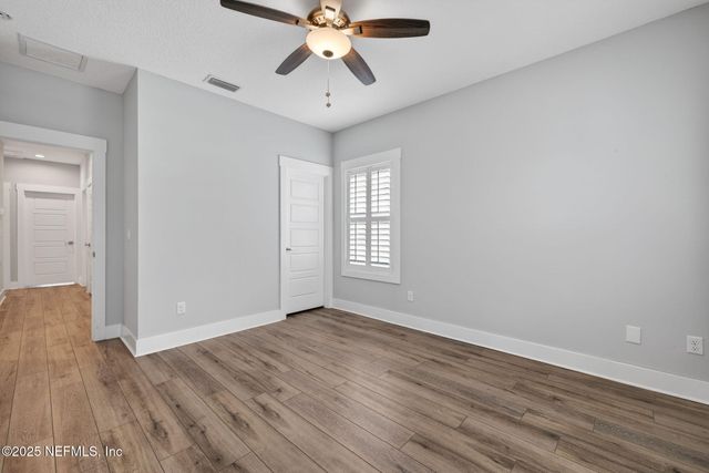 230 DAVIS Street, Neptune Beach, FL 32266