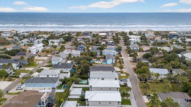 230 DAVIS Street, Neptune Beach, FL 32266