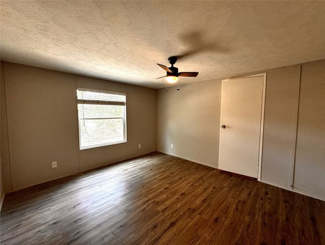 1026 E Owing Street, Denison, TX 75021