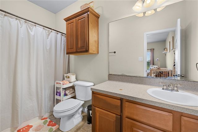 1425 West Villa Maria Road 904, Bryan, TX 77801