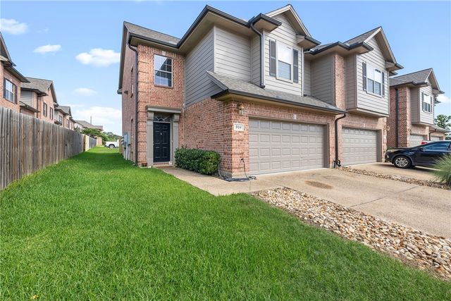 1425 West Villa Maria Road 904, Bryan, TX 77801