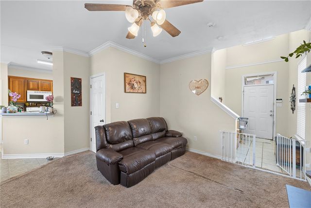 1425 West Villa Maria Road 904, Bryan, TX 77801