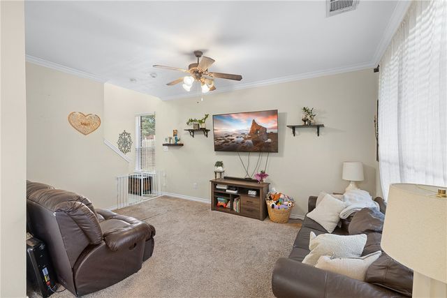 1425 West Villa Maria Road 904, Bryan, TX 77801