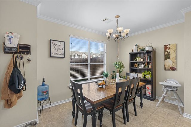 1425 West Villa Maria Road 904, Bryan, TX 77801