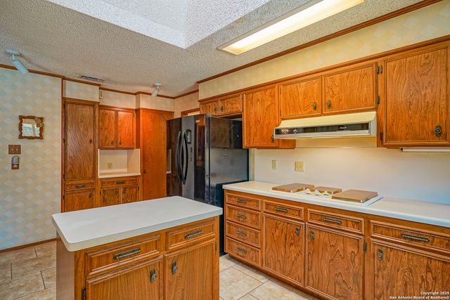 6303 LAKEWOOD PARK, Windcrest, TX 78239