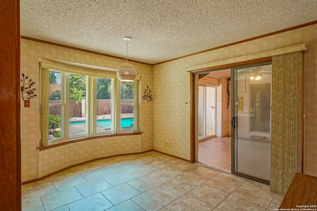 6303 LAKEWOOD PARK, Windcrest, TX 78239