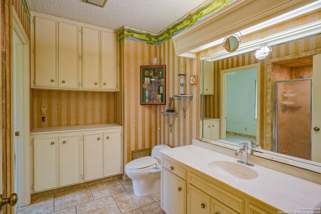 6303 LAKEWOOD PARK, Windcrest, TX 78239