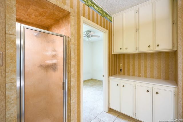 6303 LAKEWOOD PARK, Windcrest, TX 78239