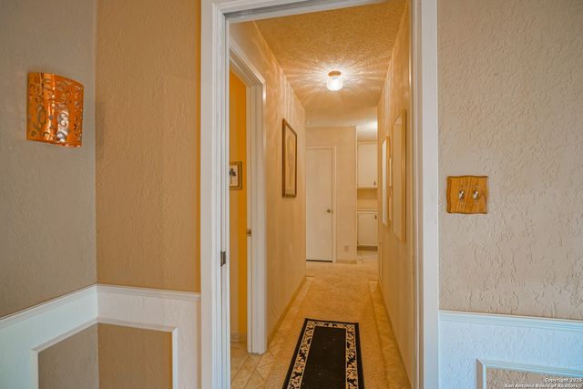 6303 LAKEWOOD PARK, Windcrest, TX 78239