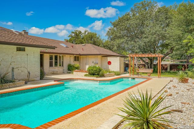 6303 LAKEWOOD PARK, Windcrest, TX 78239