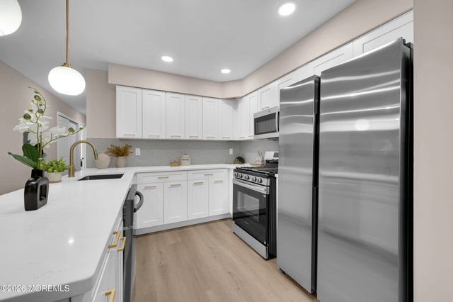 1213 Waters Edge Drive, Toms River, NJ 08753