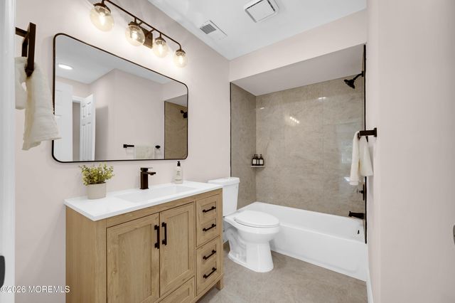 1213 Waters Edge Drive, Toms River, NJ 08753