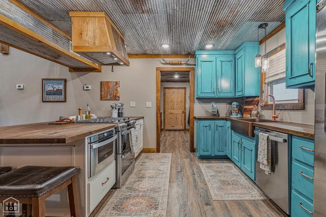 1323 CR 304, Jonesboro, AR 72401