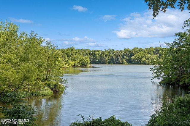 100 Richdale Road, Colts Neck, NJ 07722