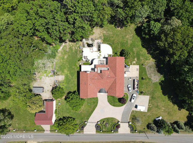 100 Richdale Road, Colts Neck, NJ 07722
