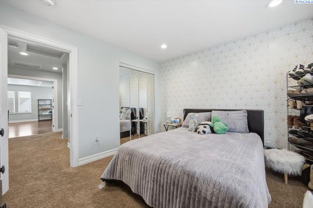 5 Tulip Ct., Pasco, WA 99301