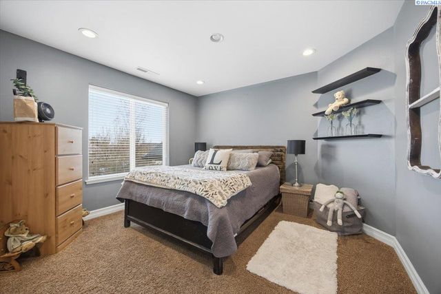 5 Tulip Ct., Pasco, WA 99301