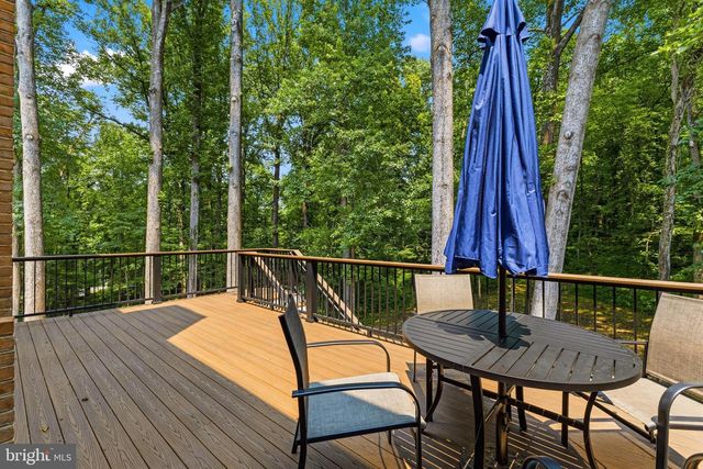 9200 RIPPLE BROOK RD, Great Falls, VA 22066