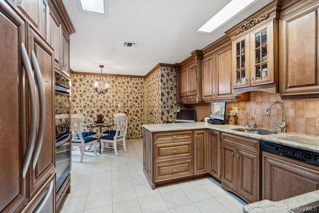 44 Country Club Drive, Jericho, NY 11753