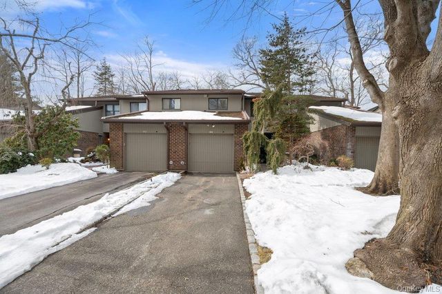 44 Country Club Drive, Jericho, NY 11753