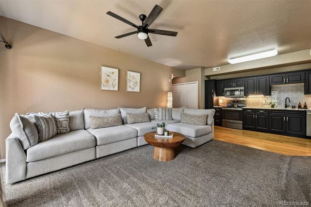 22920 E Roxbury Drive E, Aurora, CO 80016