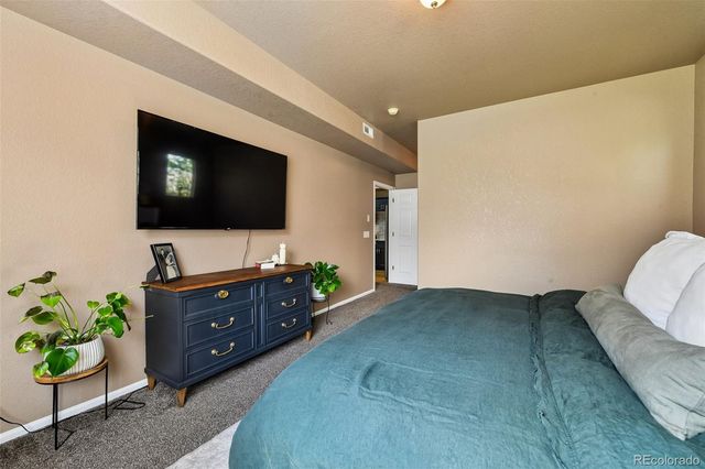 22920 E Roxbury Drive E, Aurora, CO 80016
