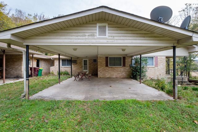 23201 Barry Lane, Little Rock, AR 72210