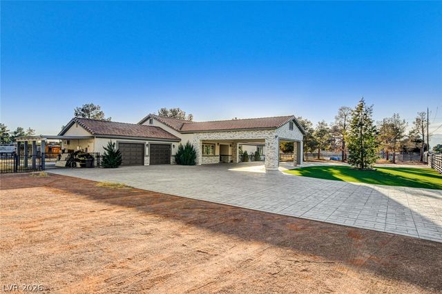 5353 Dorrell Lane, Las Vegas, NV 89131
