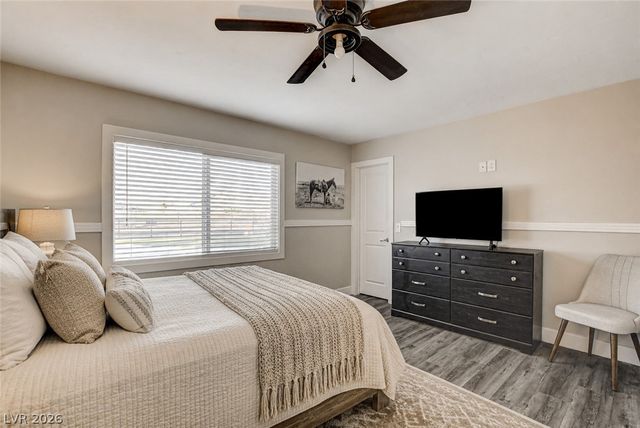 5353 Dorrell Lane, Las Vegas, NV 89131