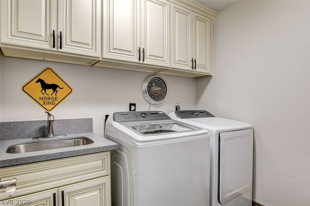 5353 Dorrell Lane, Las Vegas, NV 89131