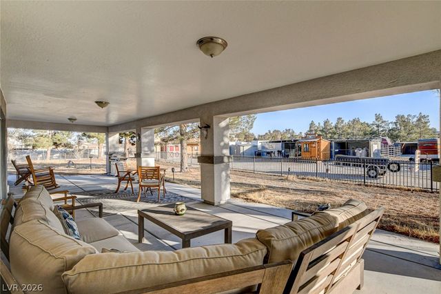 5353 Dorrell Lane, Las Vegas, NV 89131
