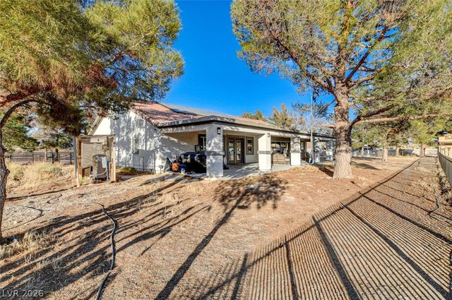 5353 Dorrell Lane, Las Vegas, NV 89131
