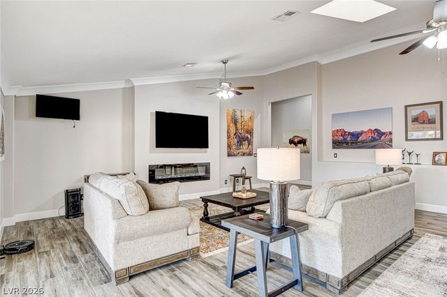 5353 Dorrell Lane, Las Vegas, NV 89131