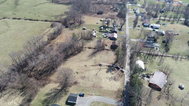 9999 Bowman Road, London, KY 40741