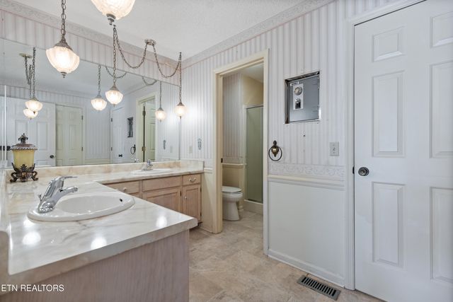 14429 Burton Rd, Birchwood, TN 37308