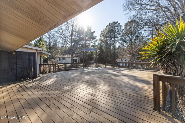 14429 Burton Rd, Birchwood, TN 37308