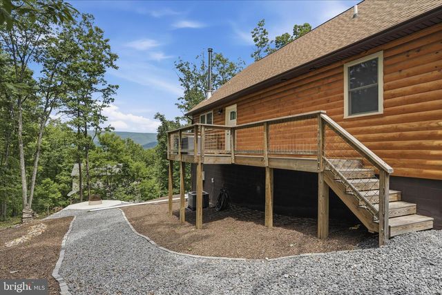 8315 SUPINLICK RIDGE RD, Mt Jackson, VA 22842