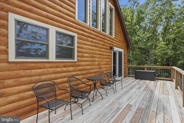 8315 SUPINLICK RIDGE RD, Mt Jackson, VA 22842
