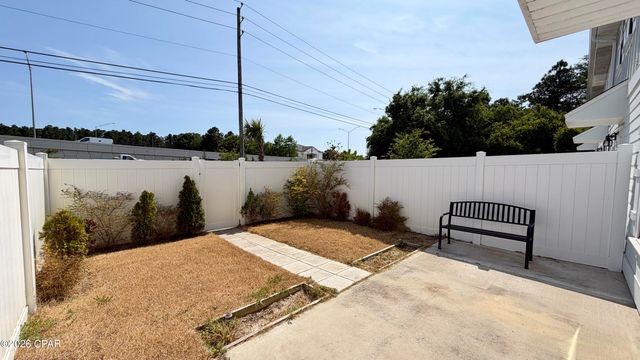 7520 Shadow Lake Drive, Panama City Beach, FL 32407