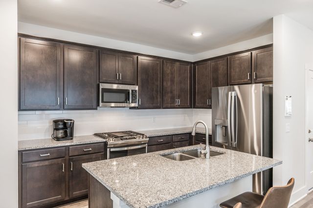137 Cavalcade Loop, Gallatin, TN 37066