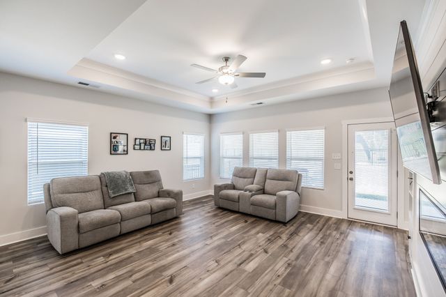 137 Cavalcade Loop, Gallatin, TN 37066