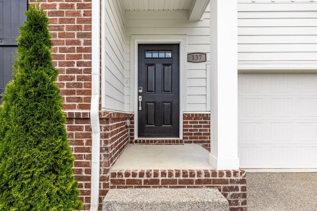 137 Cavalcade Loop, Gallatin, TN 37066