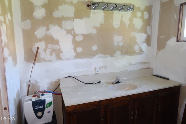 3232 Wil Rho Circle, Kingsport, TN 37660