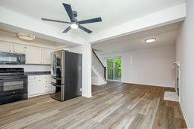 4612 NE Whispering Winds Drive C, Lee's Summit, MO 64064